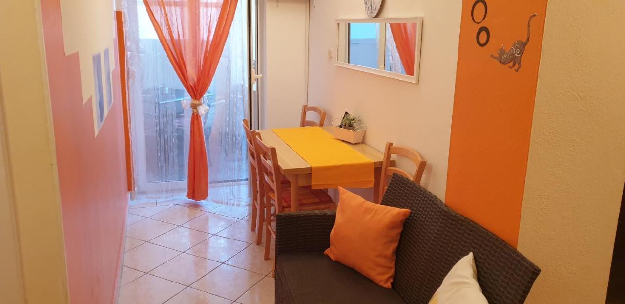 Apartments Jannine Biograd Na Moru Exterior foto
